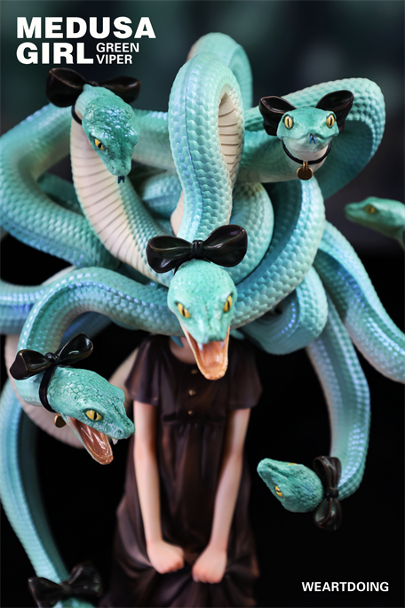 Medusa Girl-Green Viper figurine, featuring pastel-green snake hair with bows, in a simple dress by Yoshioka. Limited edition resin art toy, preorder available.