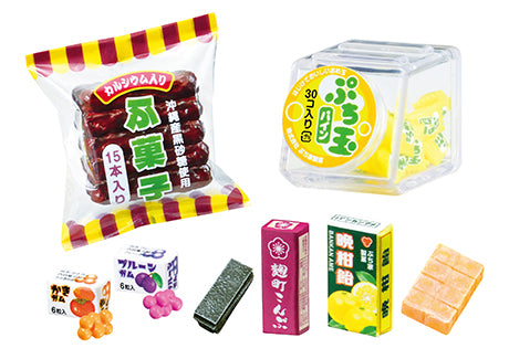 Re-ment - A nostalgic corner candy store