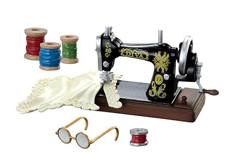 Grandma's Sewing Room Re-ment Blind Box Series features a vintage sewing machine with fabric and threads, capturing nostalgic crafting charm.