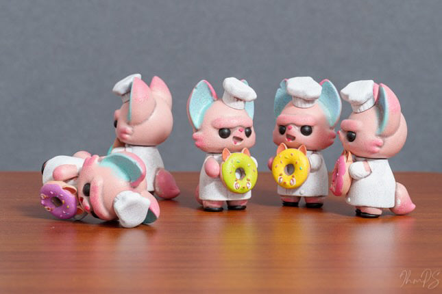 Little Shit Bigger Deal - Yes Chef! by Mento x Poriin, featuring rotocast Pom-filled heads and solid resin bodies, showcased with playful cartoon figurine details.