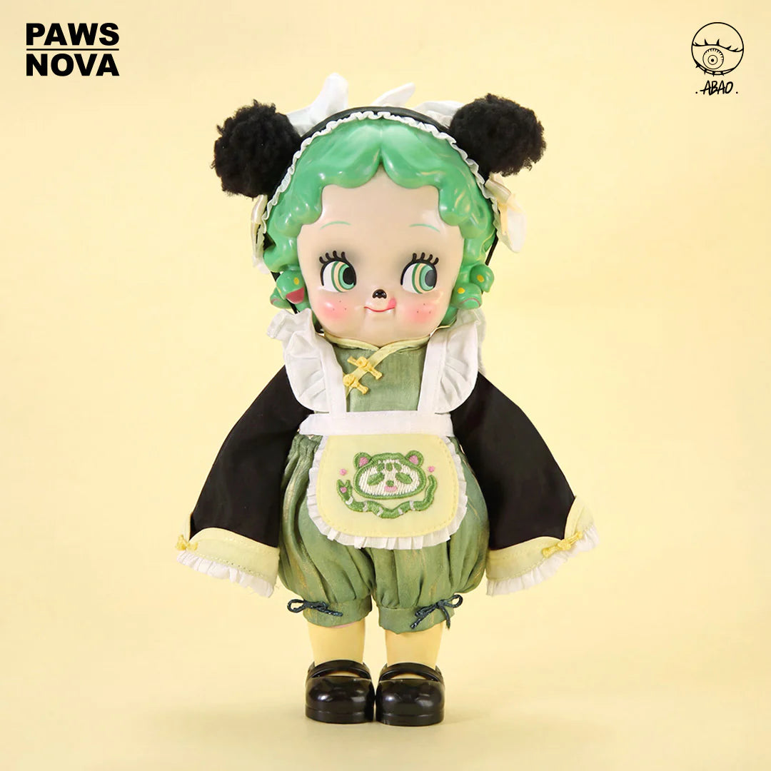 ABAO Medusasa (Panda ver.) Sofubi Figure - Preorder: A collectible vinyl art-toy with a panda-themed outfit and unique, stylized features, ideal for display.