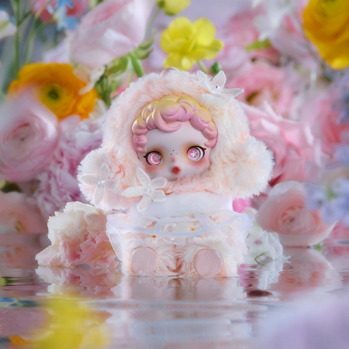 SKULLPANDA L'impressionnisme Series Plush Doll, featuring floral-patterned eyes and peachy-cream fur with floral appliqués, posed amidst a soft flower backdrop.