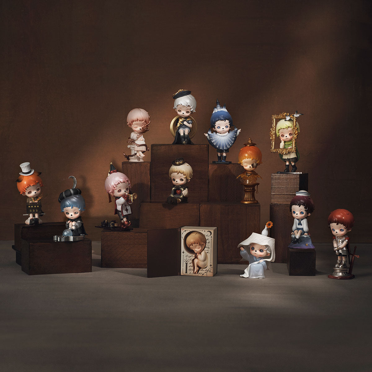 inosoul In the Still Room Series Figures displayed on wooden blocks, showcasing whimsical chibi-style characters with themed costumes, available in 12 designs plus 1 secret.