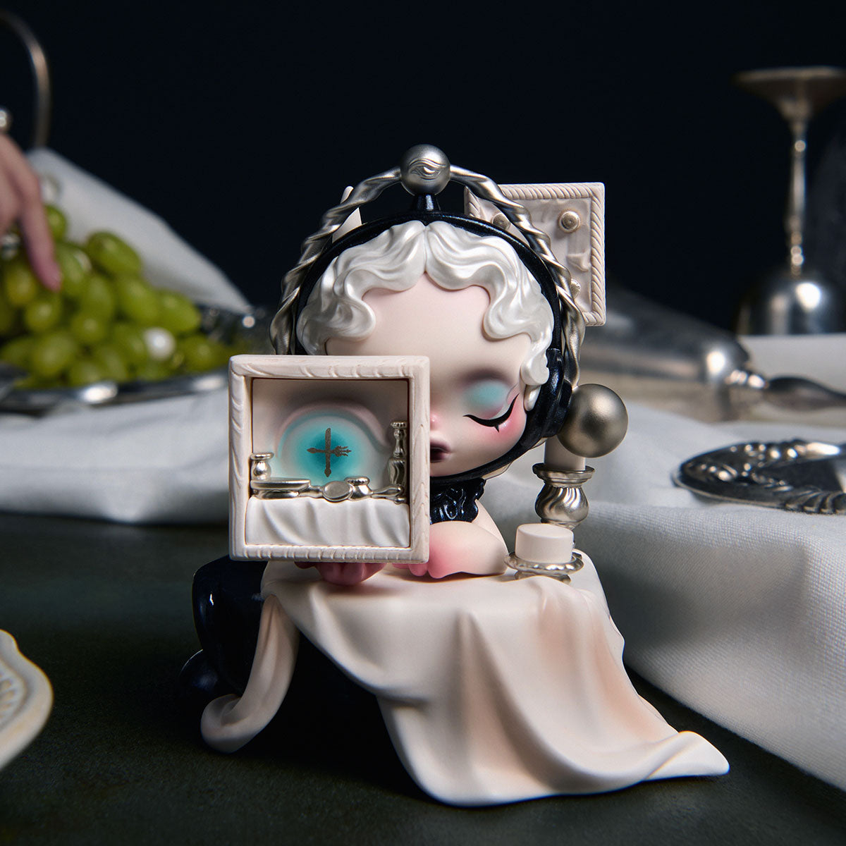 SKULLPANDA The Feast Begins Series Figures - Preorder