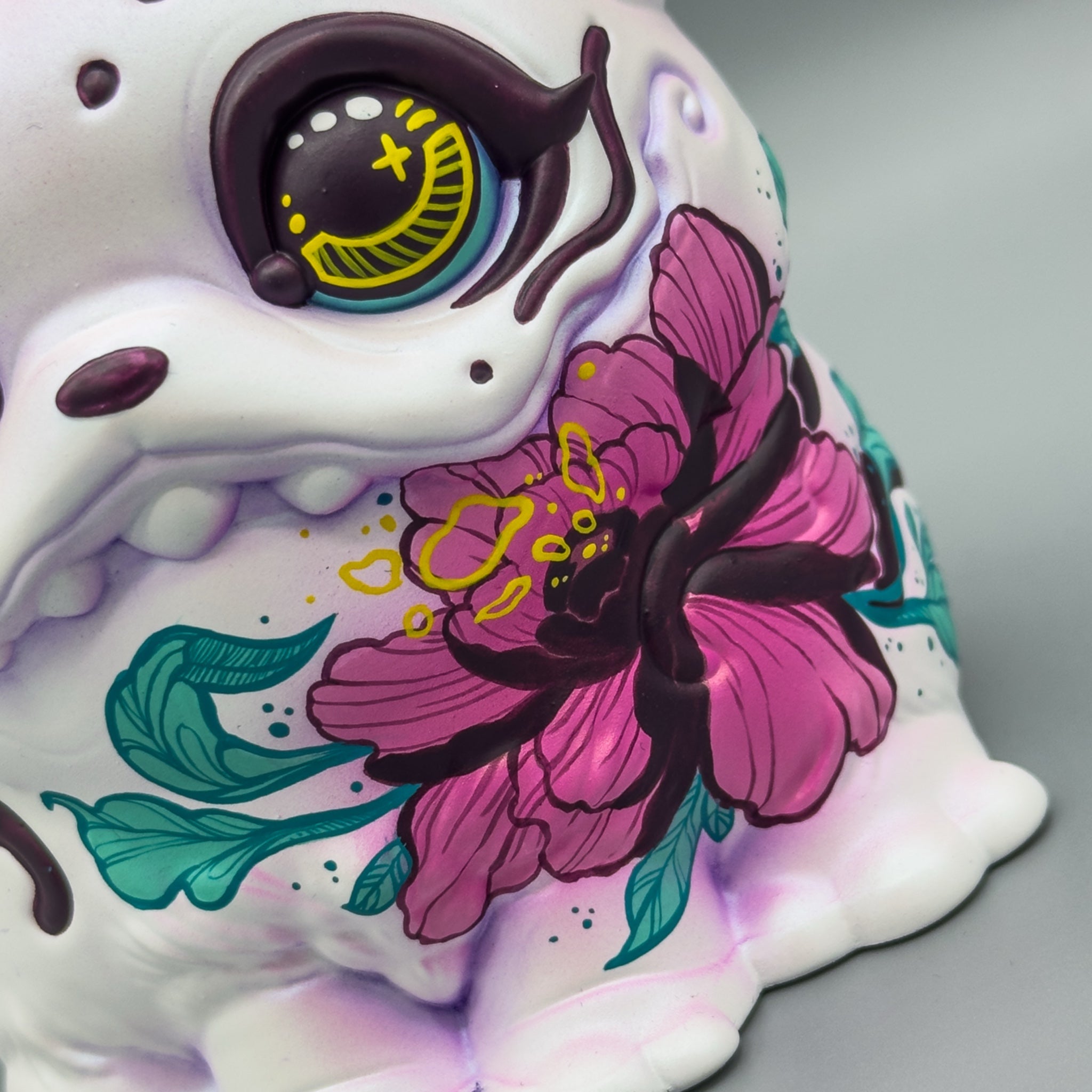 Celestial Abyss - RuRu Large 5” - Pink Orchid by Tomodachi Island