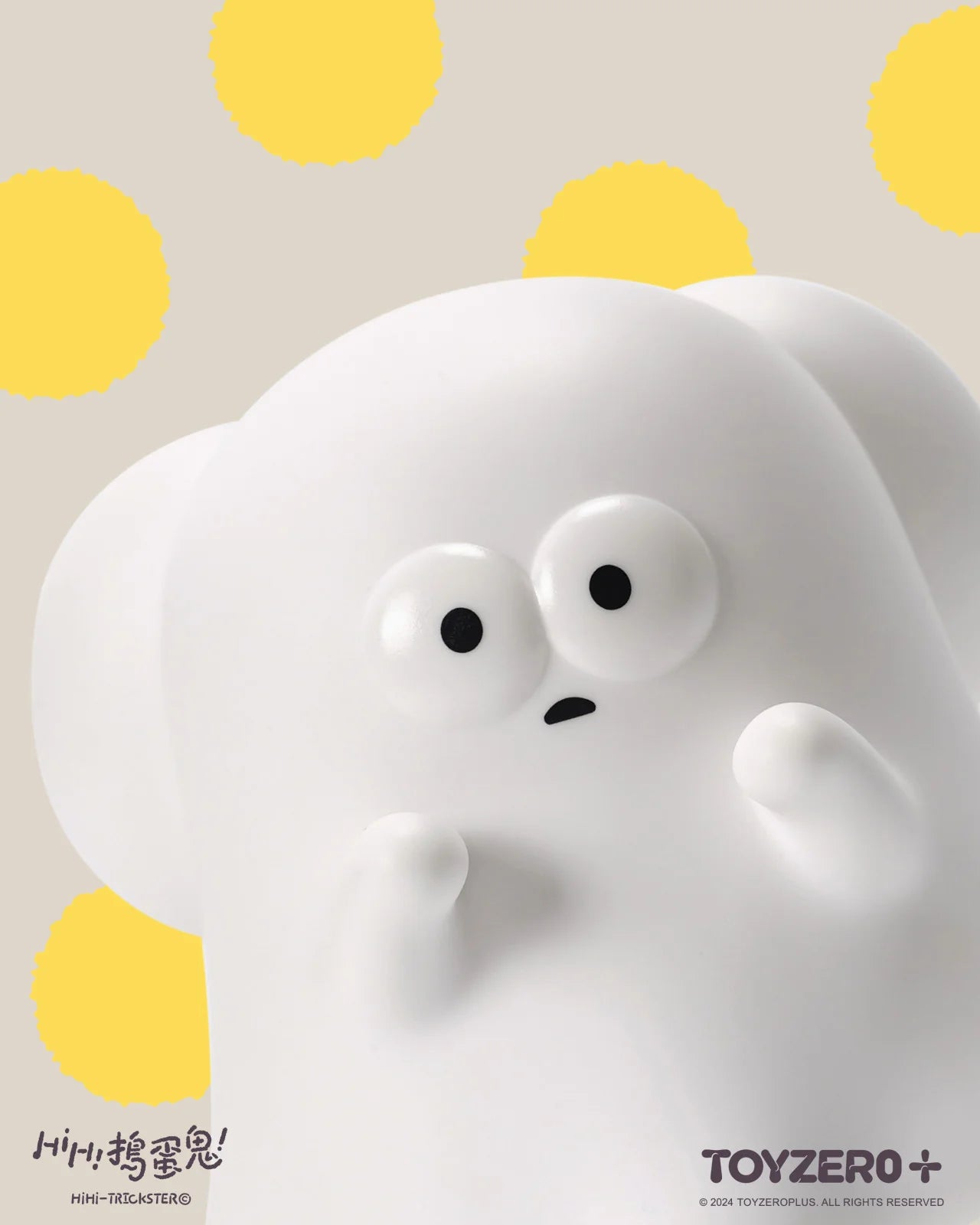 HiHi Trickster - Original ver.: A 10cm white vinyl toy with black eyes and a surprised expression.