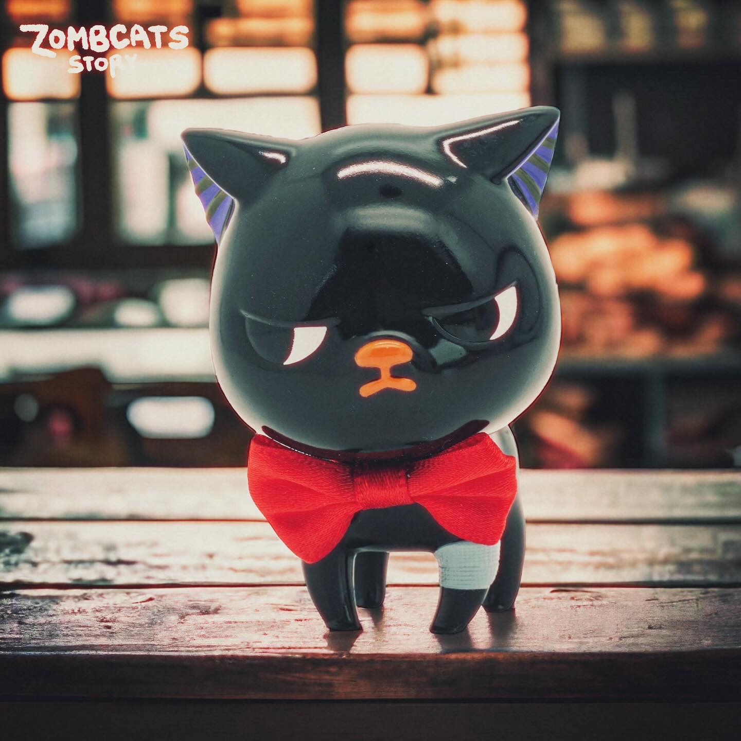 Nekomume - Kiki & Zombcats Story - Kurotsu2 by Morimei: Cartoon cat toy with red bow tie, limited edition, 7cm.