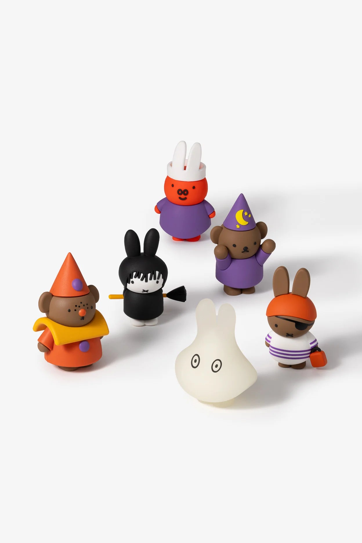 Smoko Miffy & Friends Dressing Up Blind Box Figure