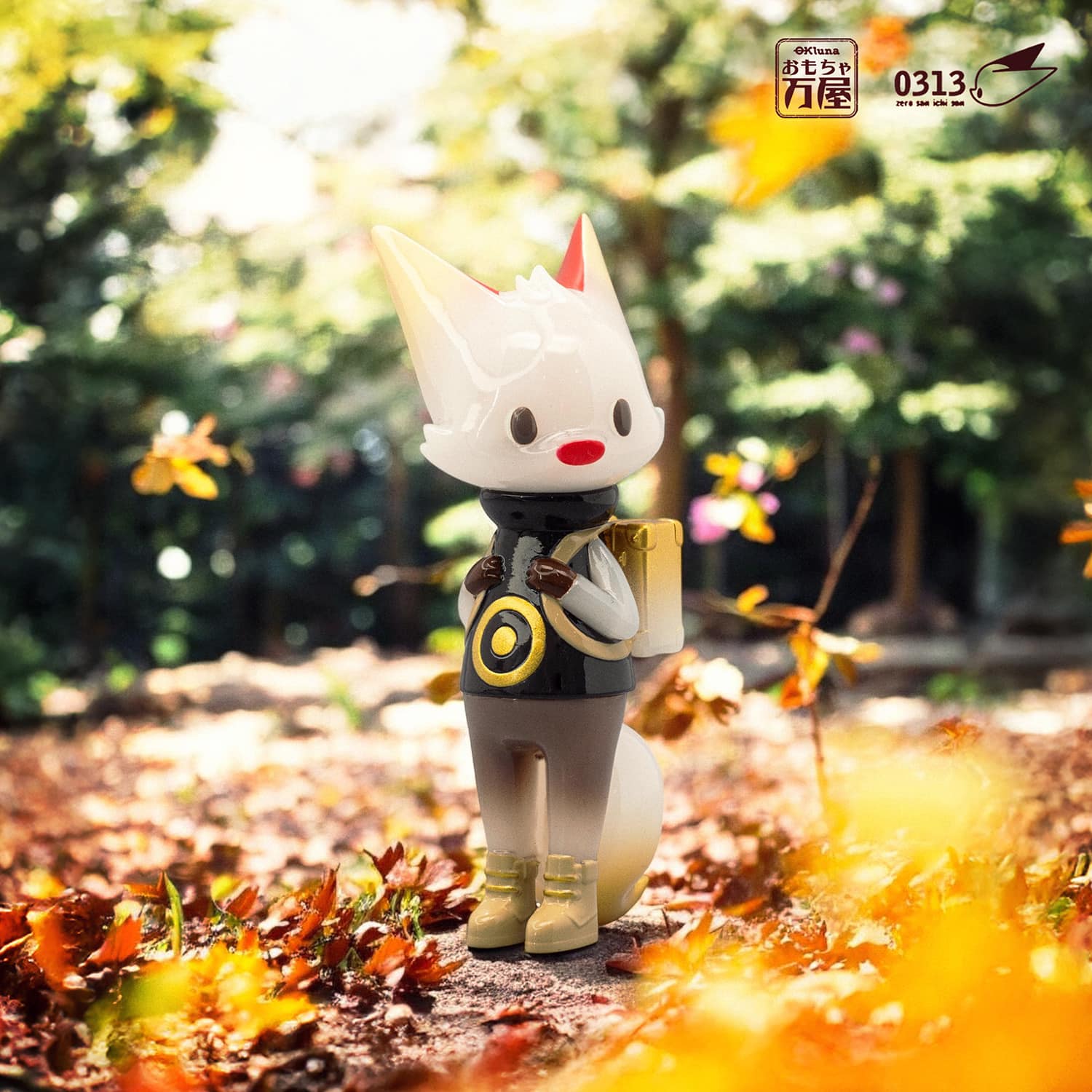0313 x okluna - Traveler Phase 6 toy, a small vinyl figurine of a cartoon character, limited edition, 11cm tall, available for preorder.