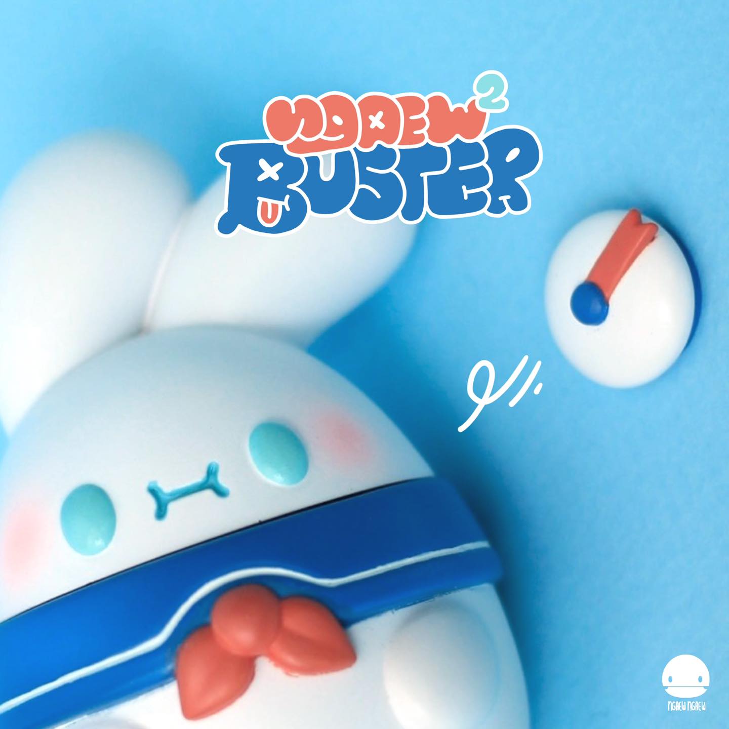 Ngaew2 Buster by Ngaew Ngaew, a detailed 8cm resin art toy, limited to 125 pieces, featuring distinctive text elements.