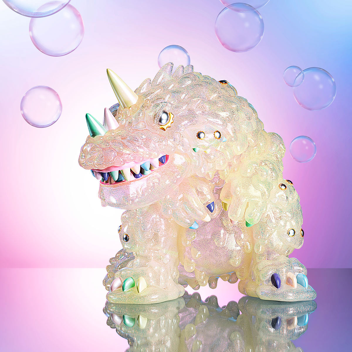INSTINCTOY Dreamy Vincent Auroa Glitter Figurine - Preorder; 8.6-inch vinyl/PVC art toy available for preorder, ships June 2025.