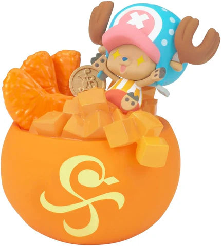 Tony Tony Chopper figurine from zZoton Winter's Small Joys Series, sitting in an orange bowl with segments and a coin, collectible vinyl blind box.