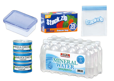 Members-only discount store COW'S MART Re-ment Blind Box Series featuring food storage, freezer bags, chicken cans, and mineral water pack.