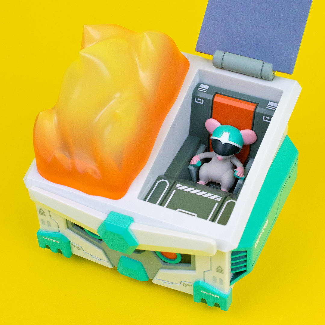 Mecha Dumpster Fire DF-79 by 100% Soft - Preorder