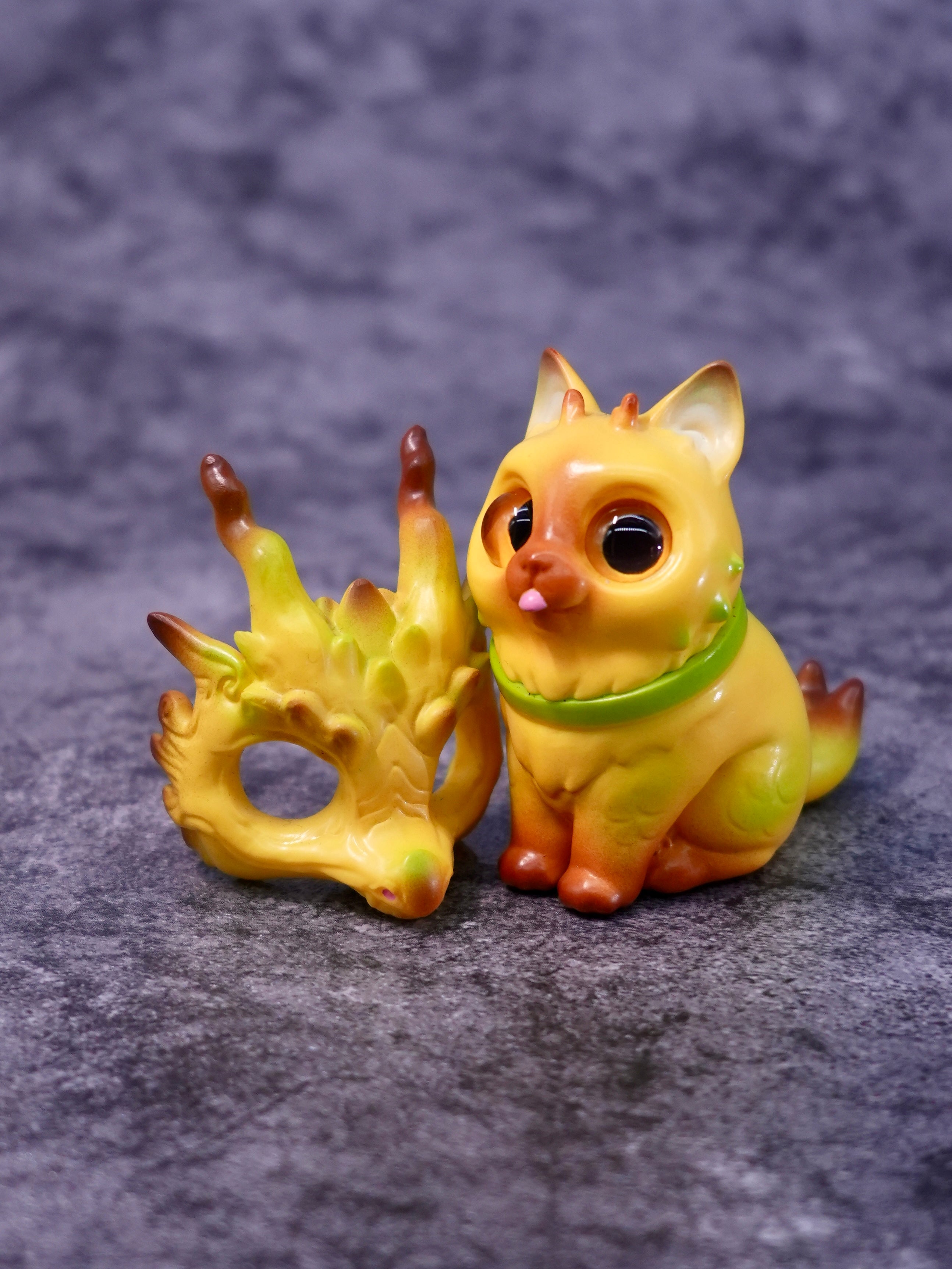 Banana Loong cat by HOTRU