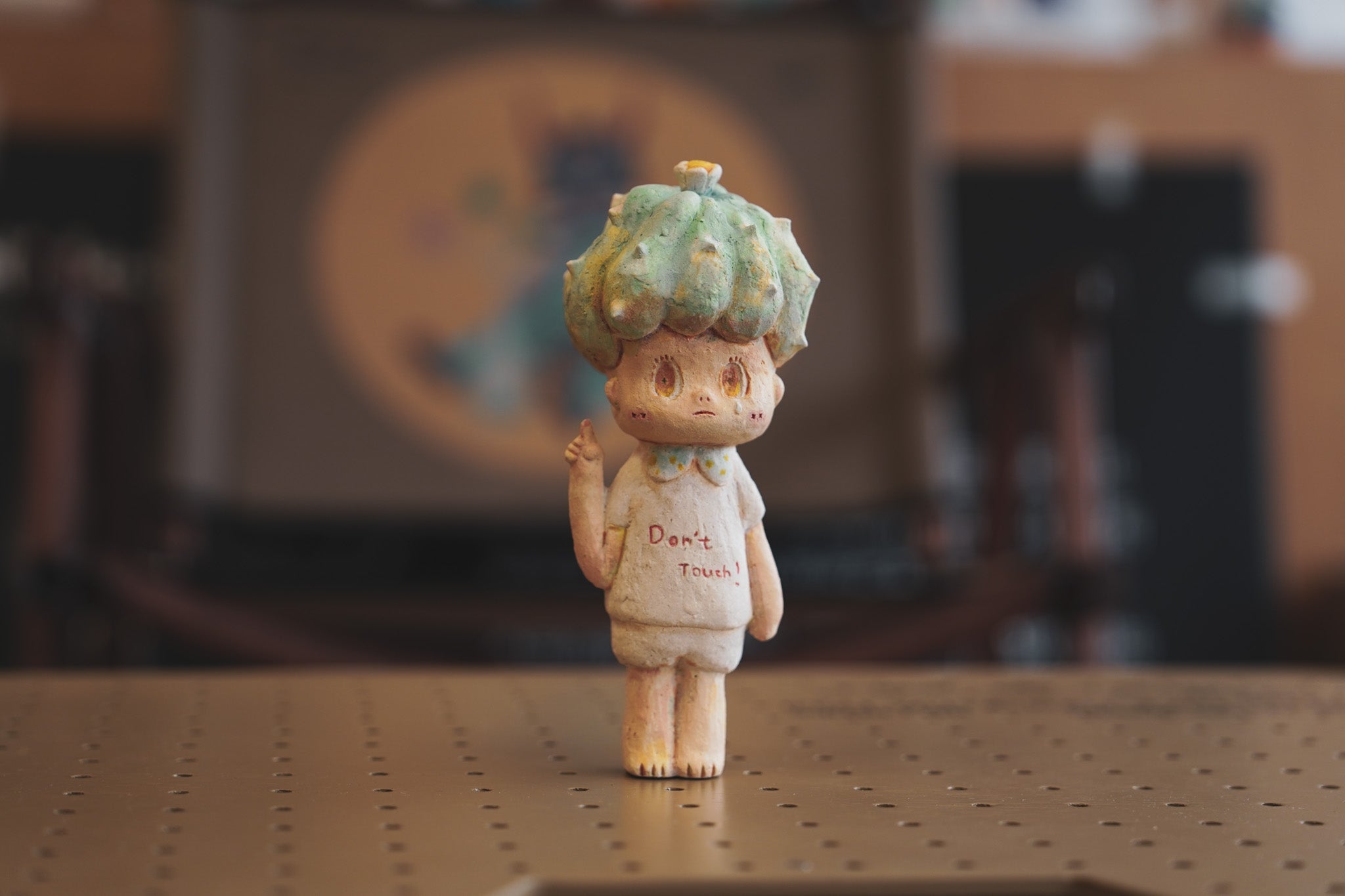 Figurine of Cautus boy - Kate by EGGZY@91Art, with cactus hat, standing.