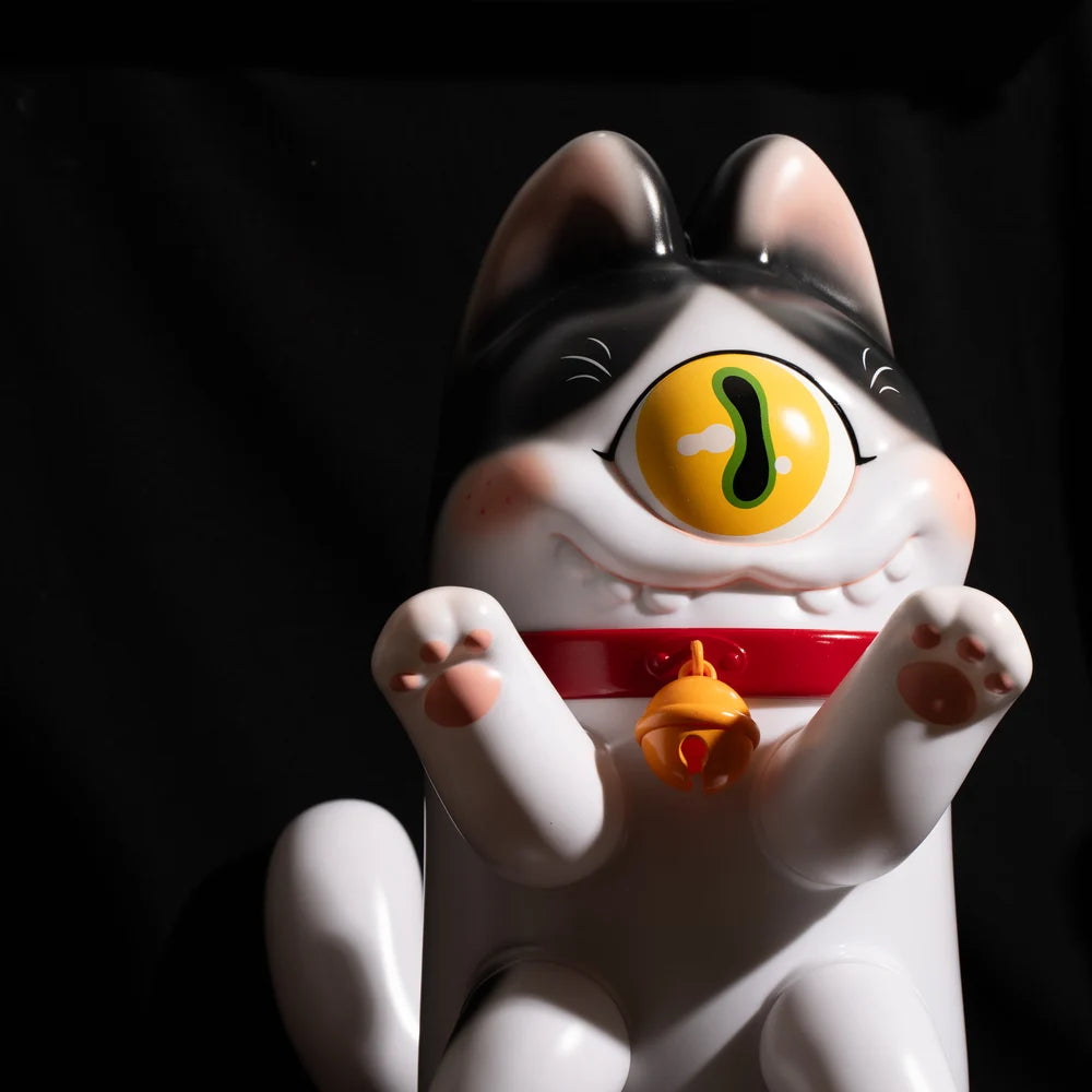 GIANT SIZE KITTI XL - Preorder