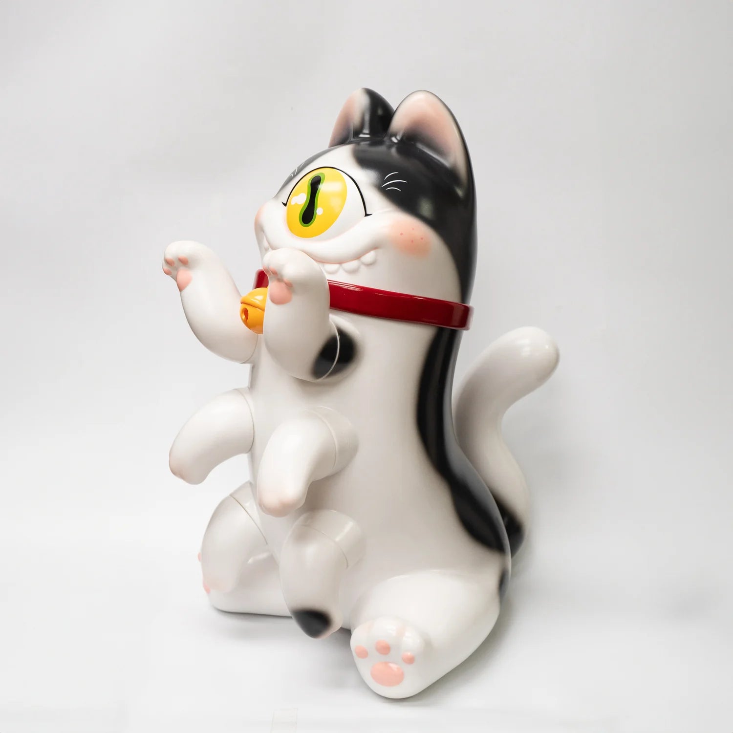 GIANT SIZE KITTI XL - Preorder
