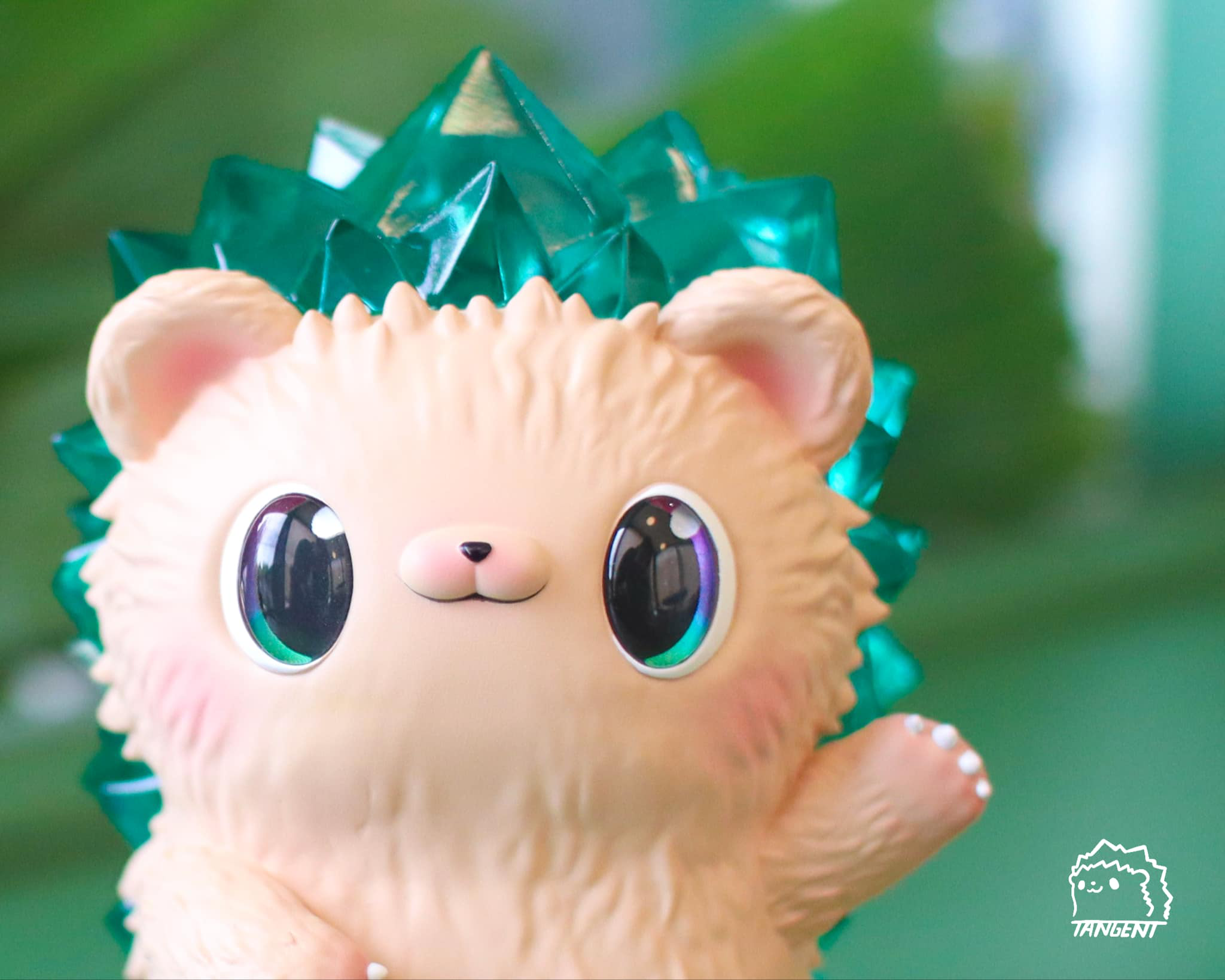 Fluffy Hogkey by Tangent Toy, a limited-edition 8cm resin animal figure, showcases a cartoonish design ideal for baby toys or collectors.