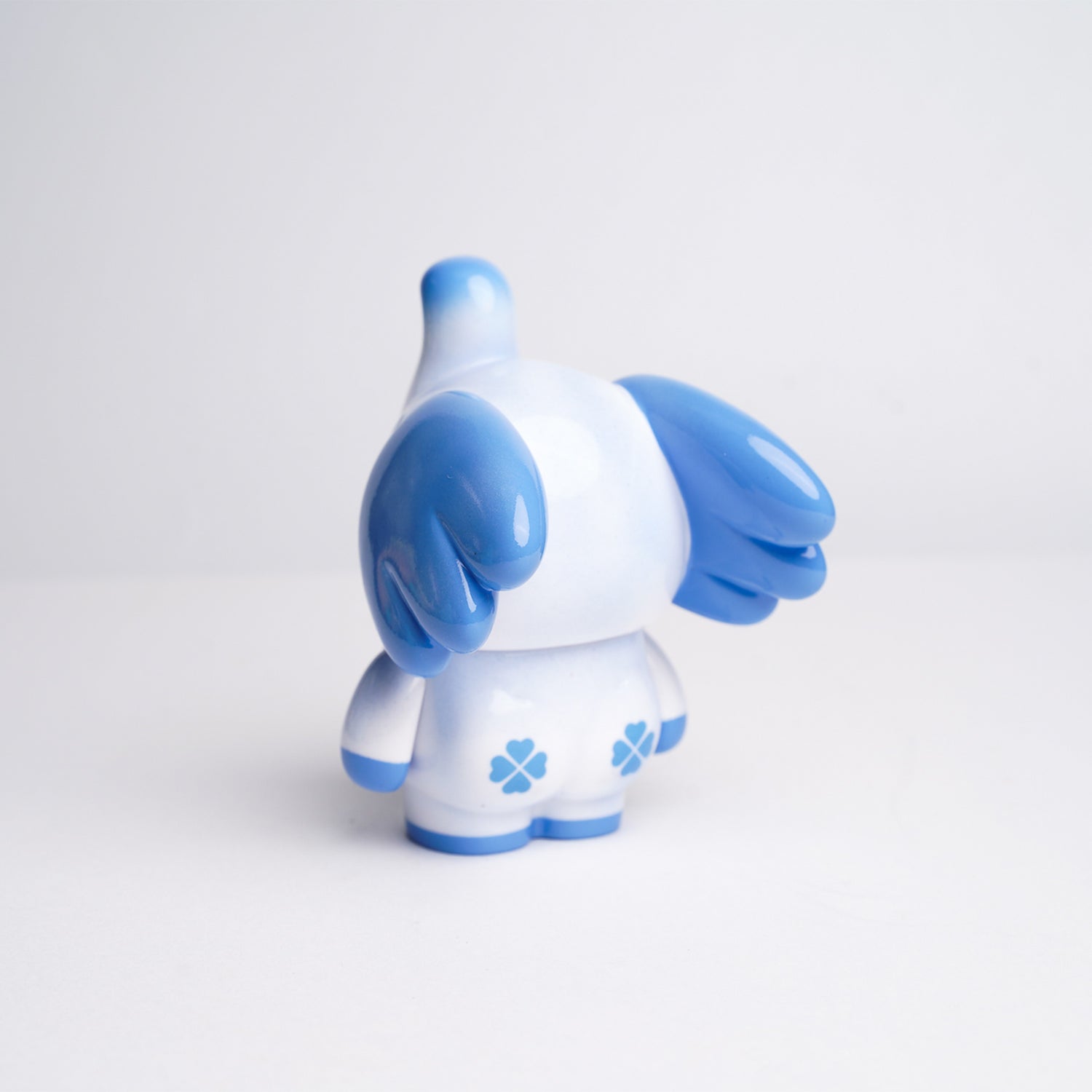 ELFIE MALLOW x MUPA TOY