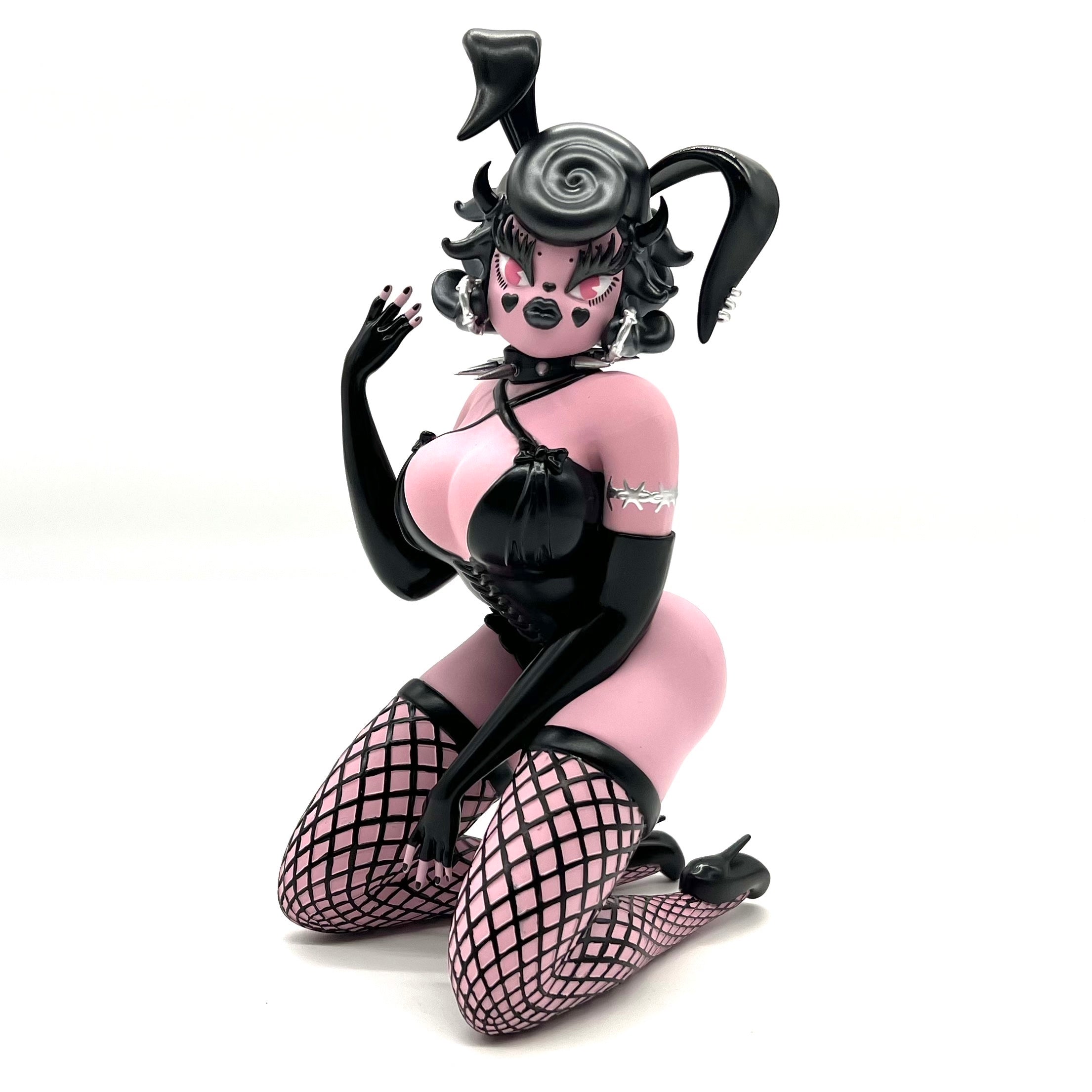 Rhonda Rabbit Goth Edition vinyl statue by Creepy Gals, showcasing detailed sculpting based on original artwork, limited to 100 pieces worldwide.