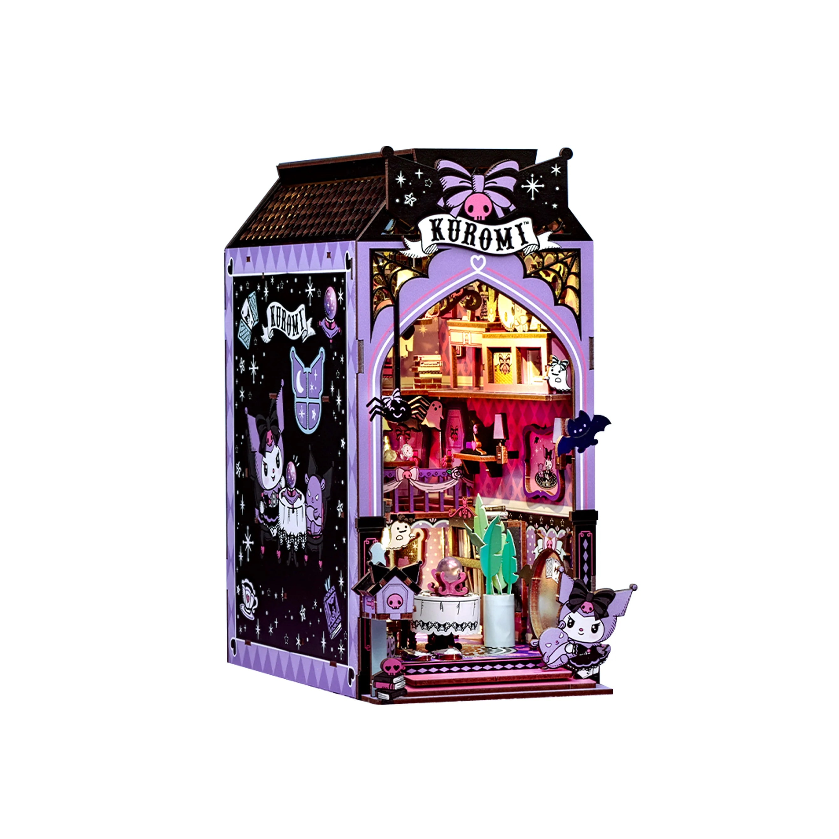 Kuromi™ Spooky House Booknook