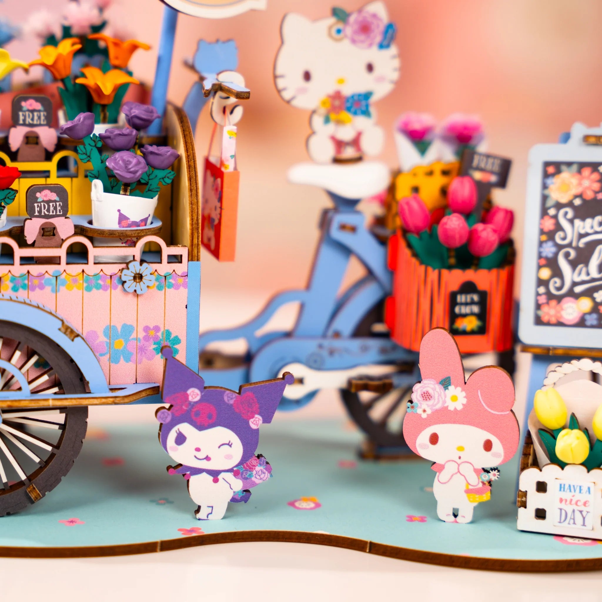 Modern Wooden Puzzle: Hello Kitty® and Friends Flower Cart
