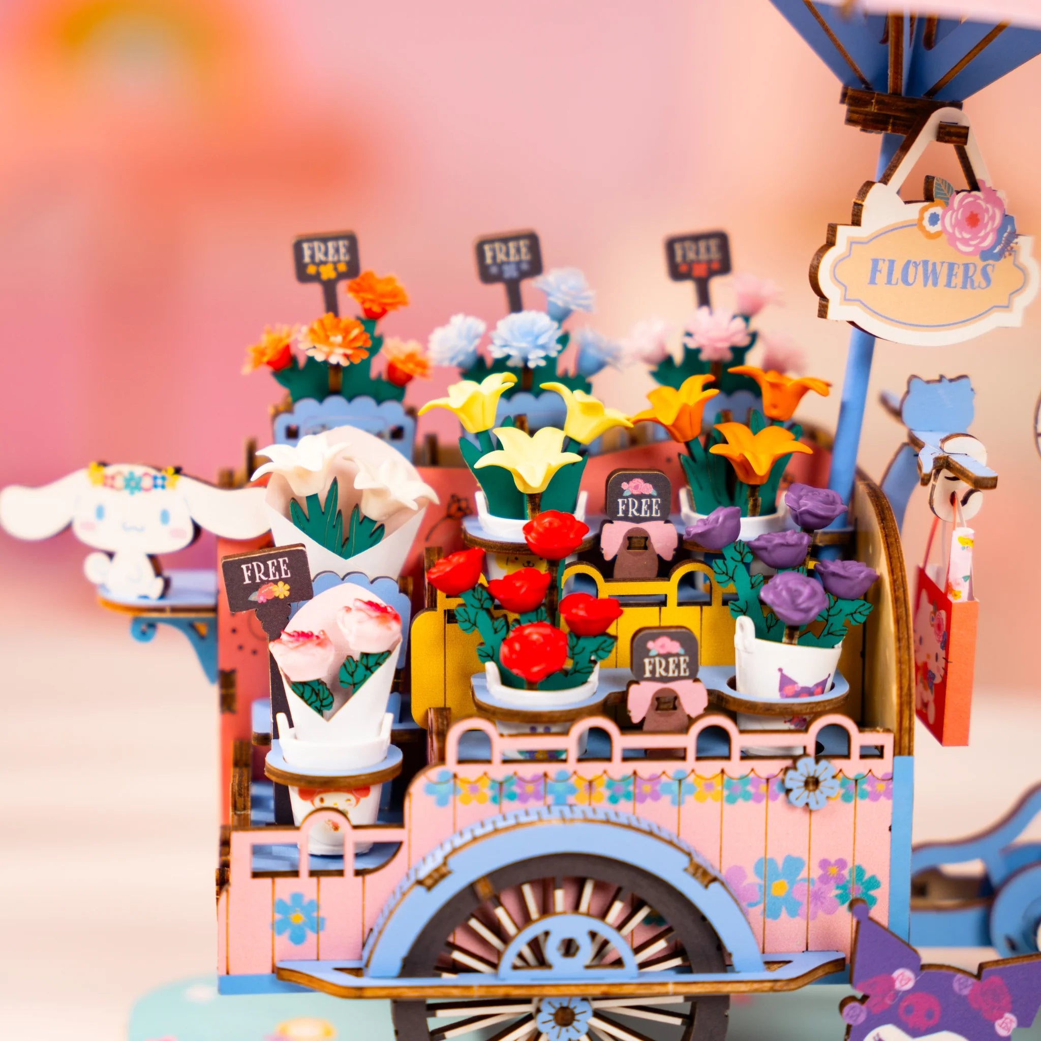 Modern Wooden Puzzle: Hello Kitty® and Friends Flower Cart
