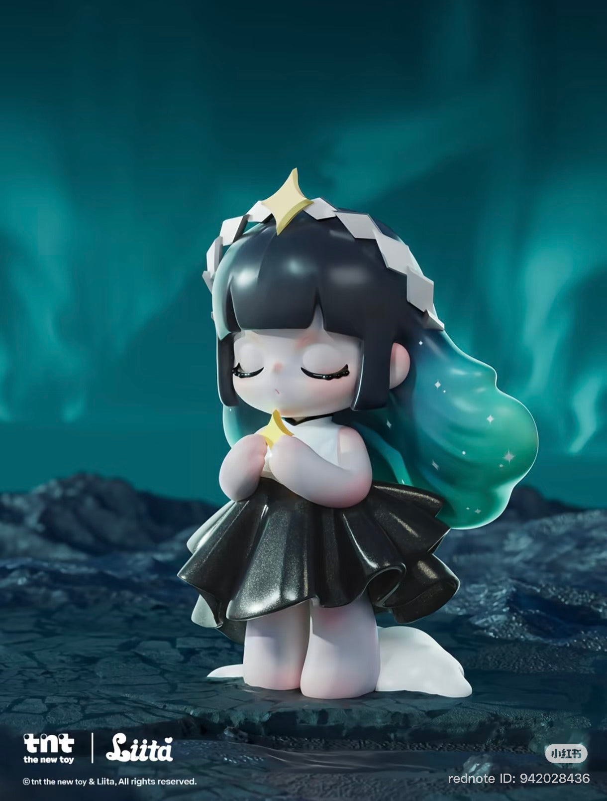 Chibi-style vinyl figure Liita Forward by Light holding a star, featuring dark hair and a geometric headpiece, set in a stylized landscape.