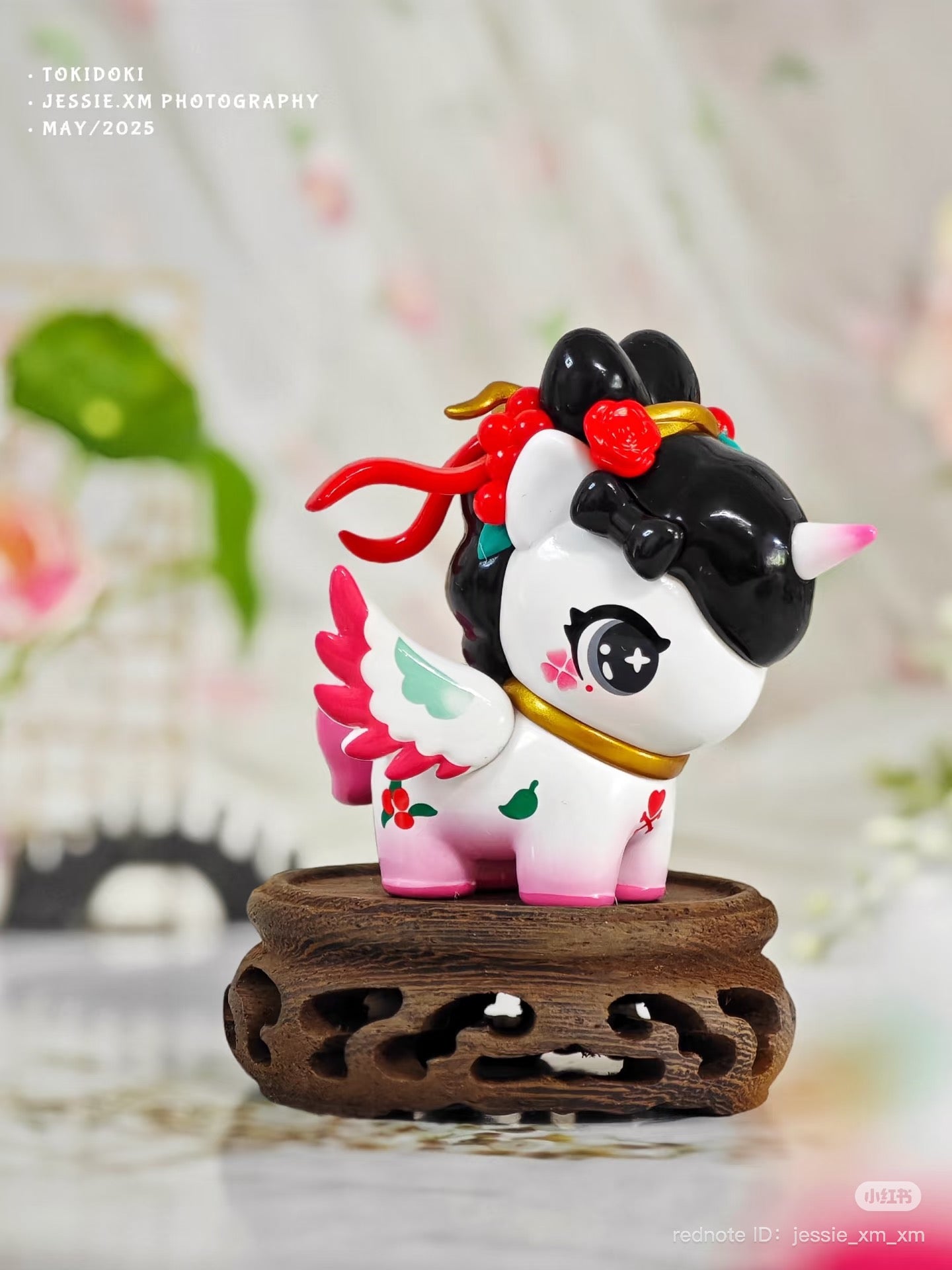 Chibi Unicorno Seasons of Time Series Blind Box, featuring 9 unique designs and 1 secret, available for preorder, shipping July 2025.