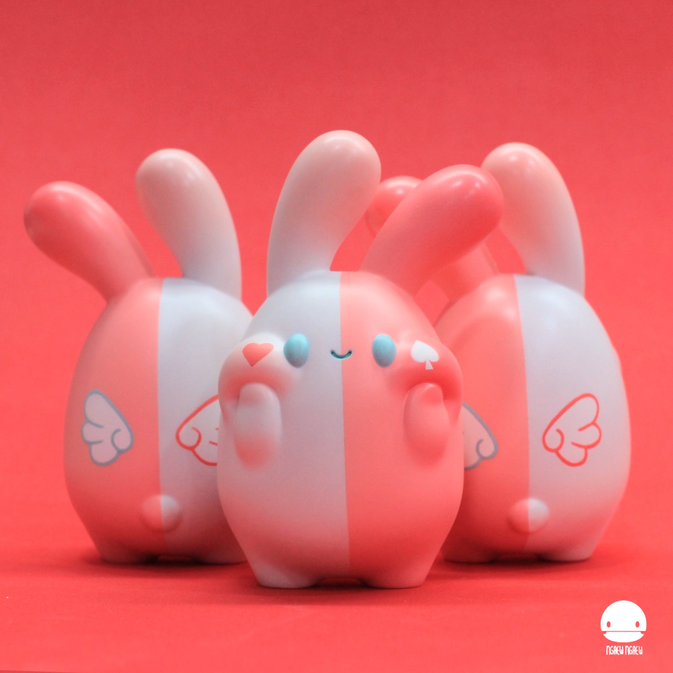 Ngaew Ngaew chubby “half angle” resin figurine, 3.5, limited edition of 50, featuring a whimsical bunny design, ideal for collectors and art toy enthusiasts.