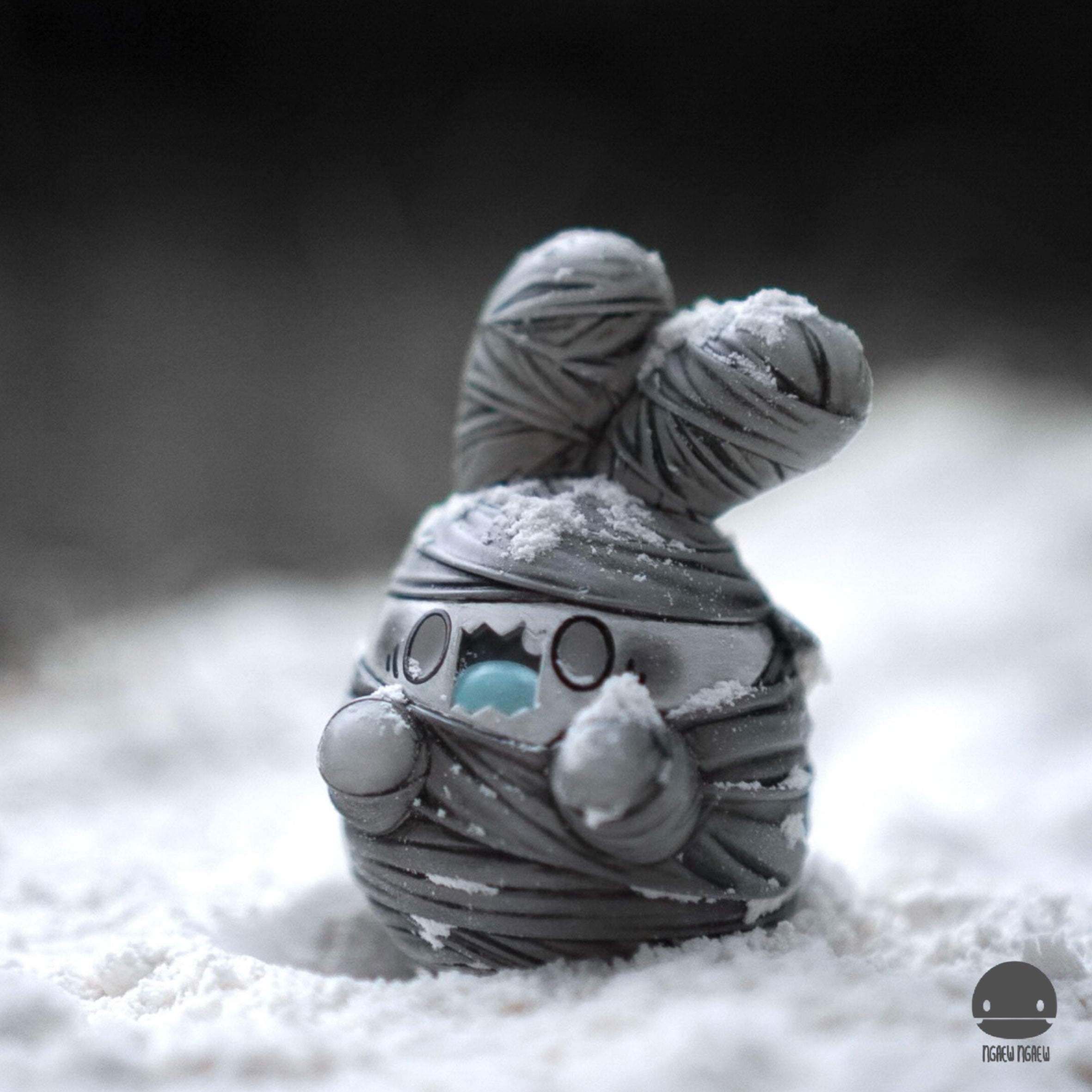 Ngaew Ngaew Snow Mummy by Ngaew
