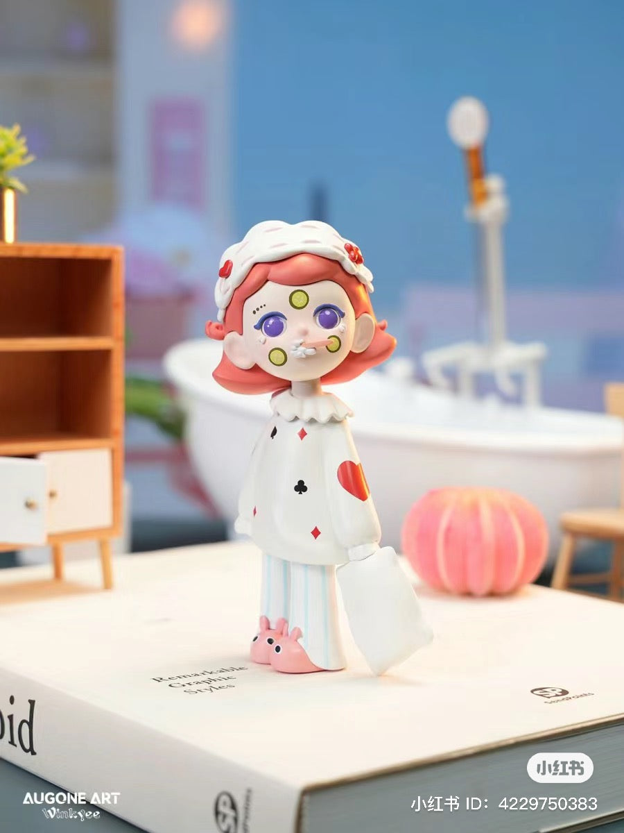 A toy figurine of a girl and a clown from the Hello Winkyee! Shining Blind Box Series.