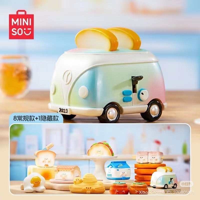 Surprise Kitchen Cuisine Series: Camper-van toaster with bread. Features eight breakfast figures, including toast and milk carton, plus one secret variant. Preorder for November 2025.