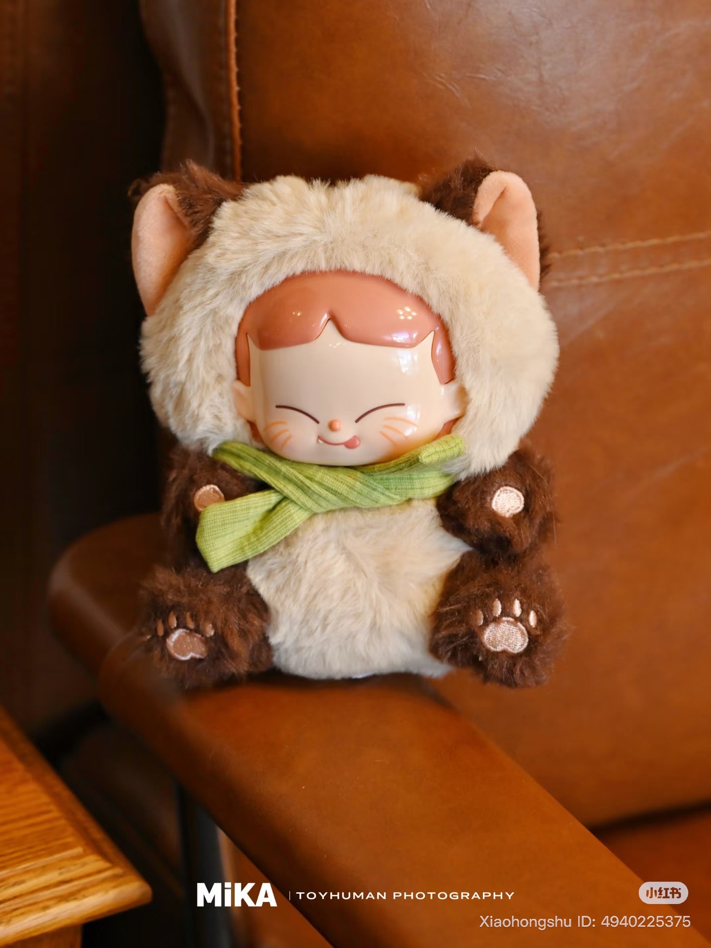 MiKA-Cat Cafe In Operation Series Plush Blind Box toy in animal costume, seated on a chair, with green scarf; preorder for October 2025.