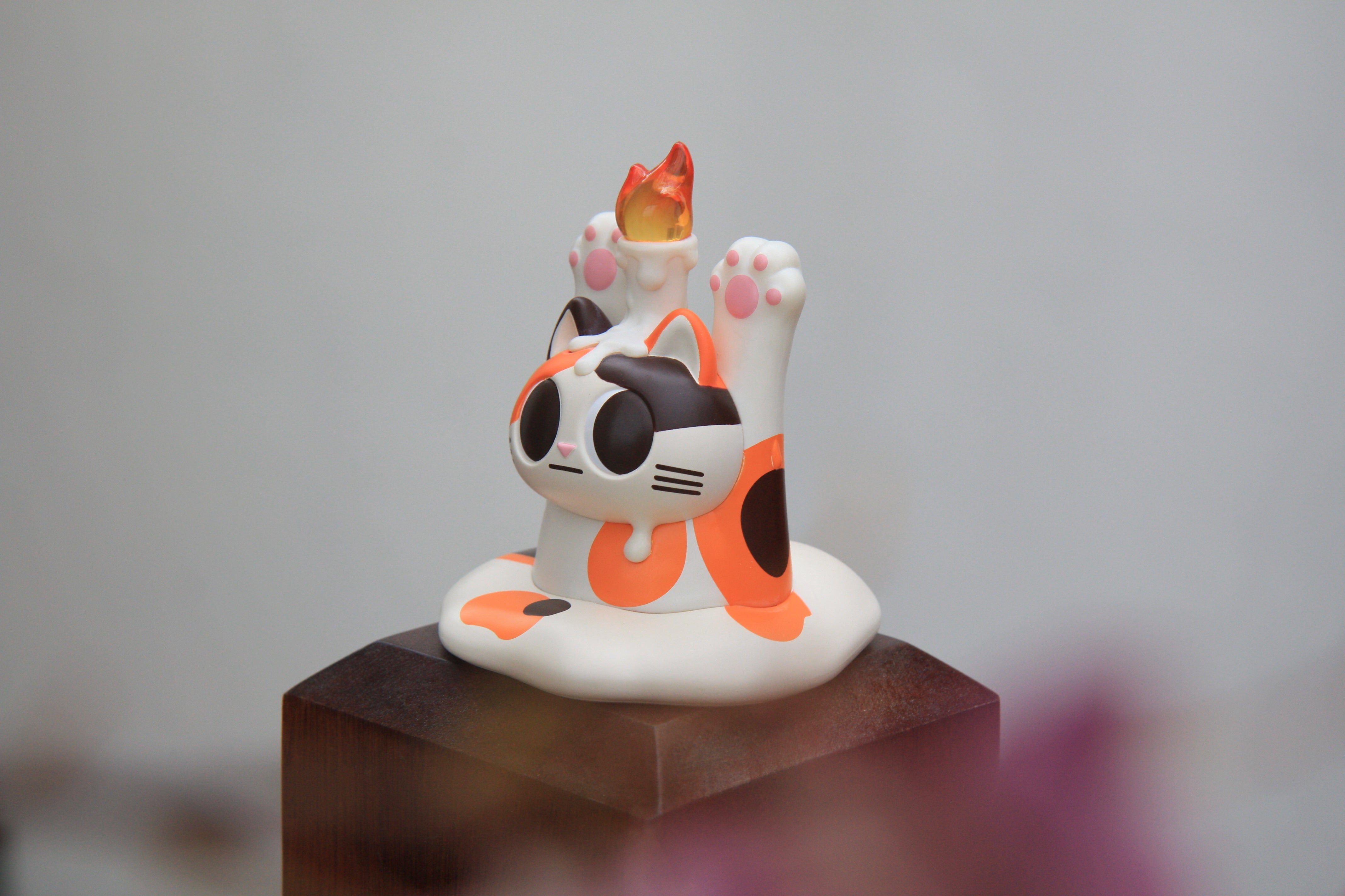 MELT THE DOSHII CAT Blind Box Series with 8 designs, plus a secret. Preorder now for estimated June 2025 shipment.