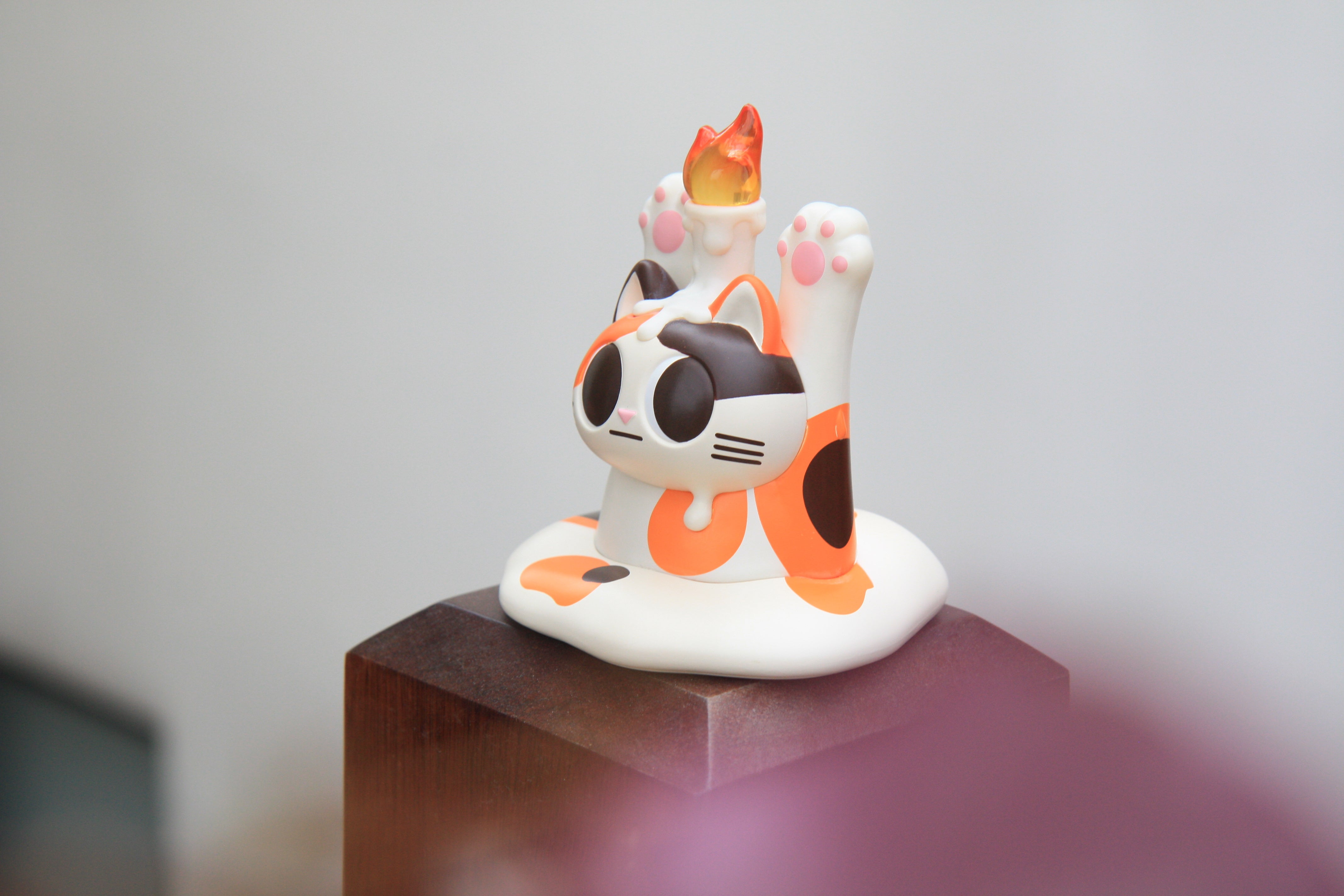 MELT THE DOSHII CAT Blind Box Series, featuring 8 designs and 1 secret, available for preorder, ships June 2025.