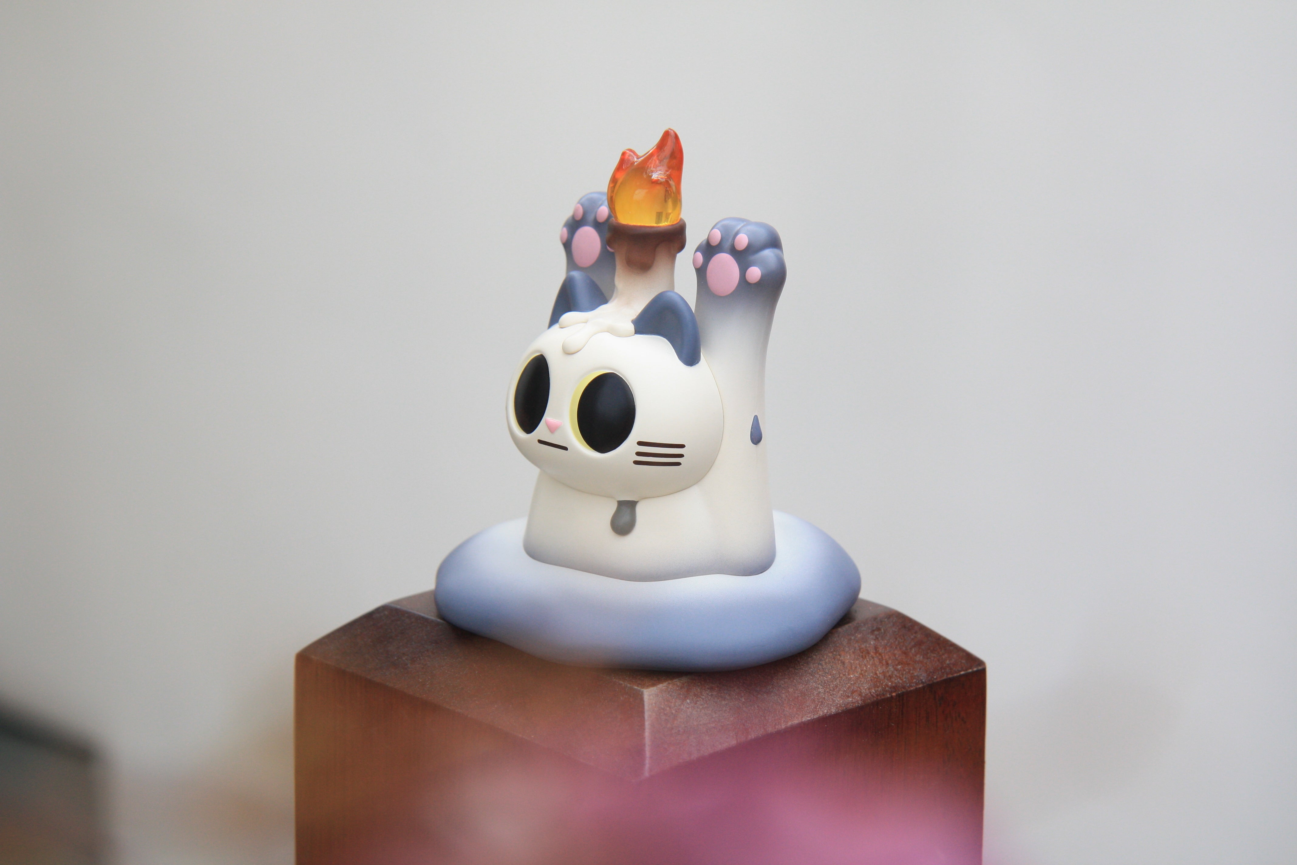 MELT THE DOSHII CAT Blind Box Series, featuring 8 designs plus 1 secret, available for preorder, shipping estimated June 2025.