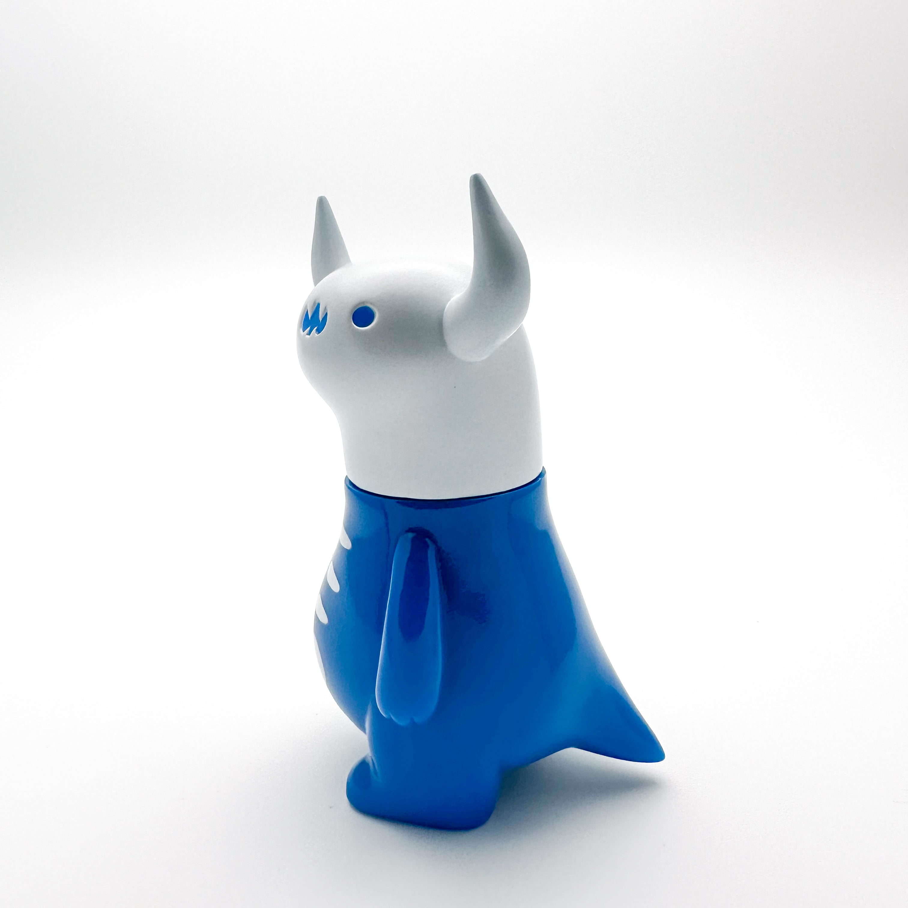 Sky Monster Bo - Bone by Chishima Konosuke