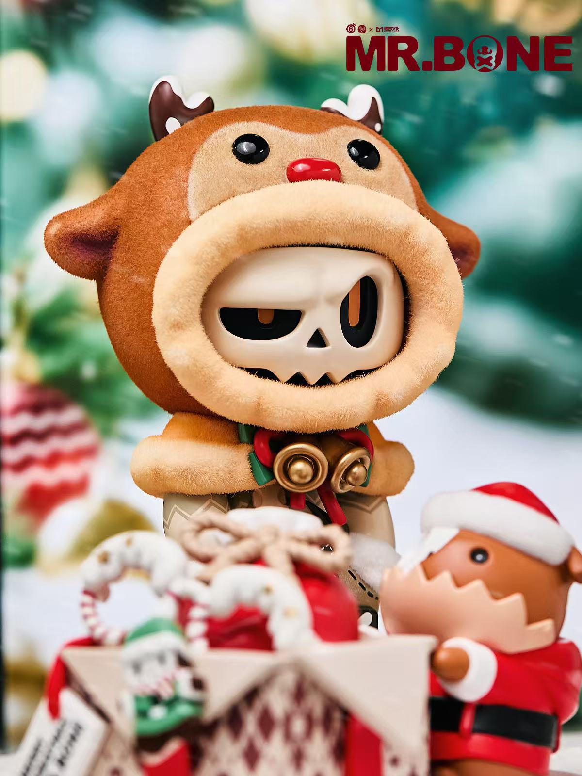 Mr. Bone (200%) - Christmas Limited Edition - Preorder: A skeleton in reindeer hood with gift box, candy-cane cookies, and Santa figure. Limited to 300 pieces.