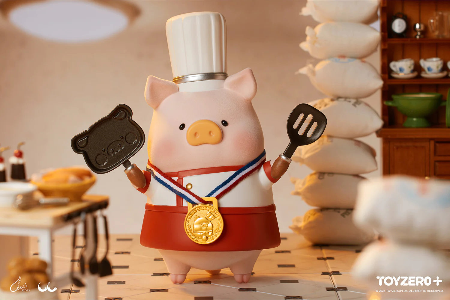 LULU THE PIGGY - XL THE BEST CHEF figurine, a pig chef with a gold medal and spatula, ready to cook up some fun in the kitchen!