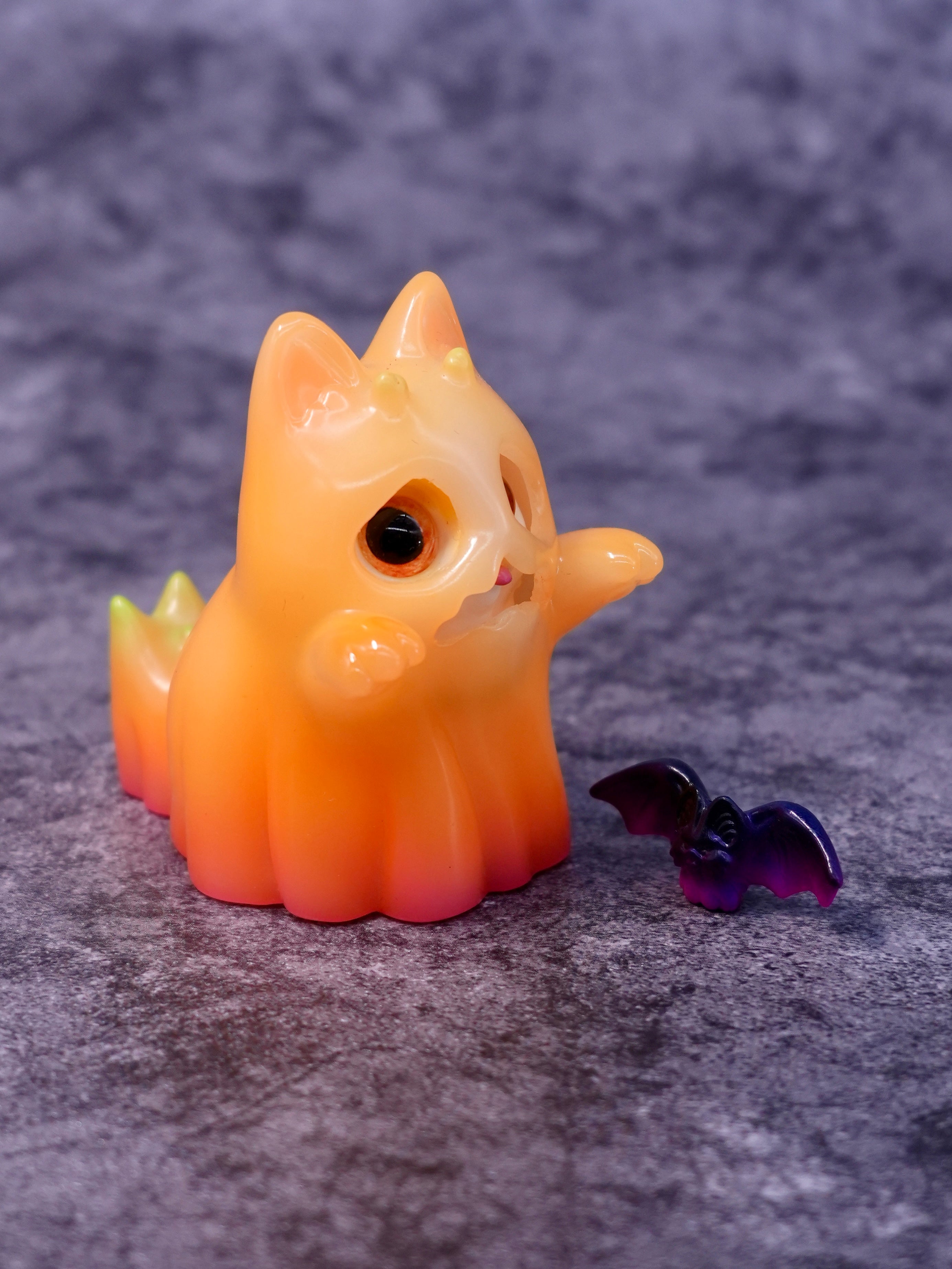 Luminescent Pumpkin Ghost Cat by HOTRU