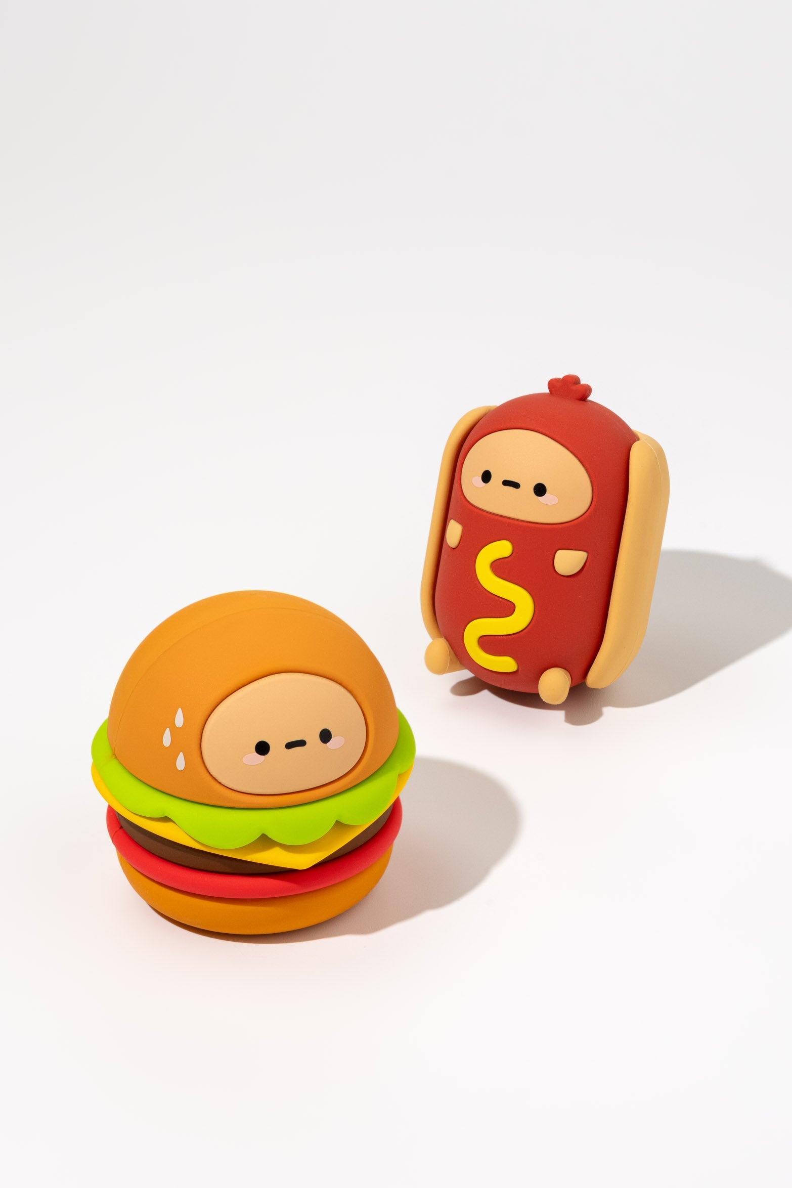 Tayto's Diner Blind Box Figure featuring cute, minimalist hamburger and hot dog characters, part of Strangecat Toys' collectible art toy series.