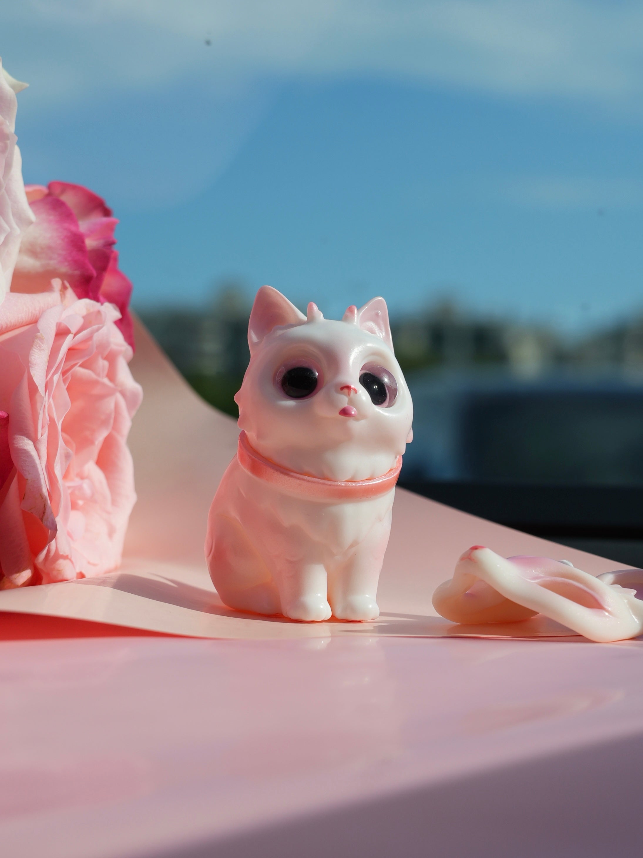 rose toy cat New Baby Flowers, Gifts & Plants: Send New Baby Gifts main image 0