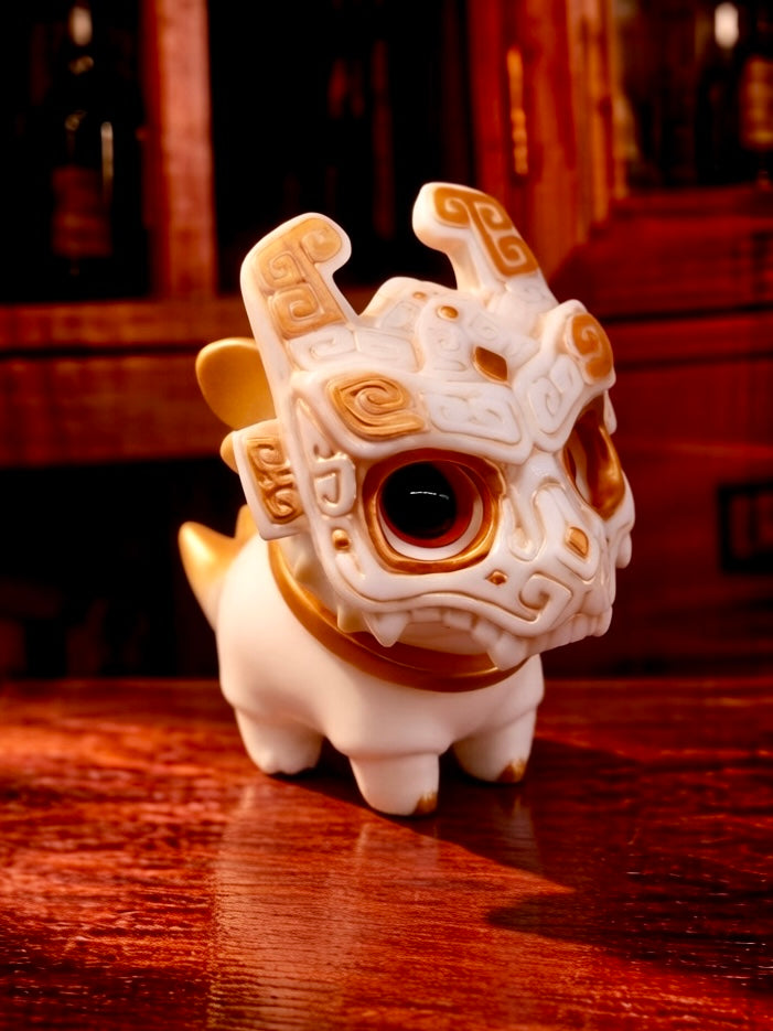 Platinum Taotie by HOTRU