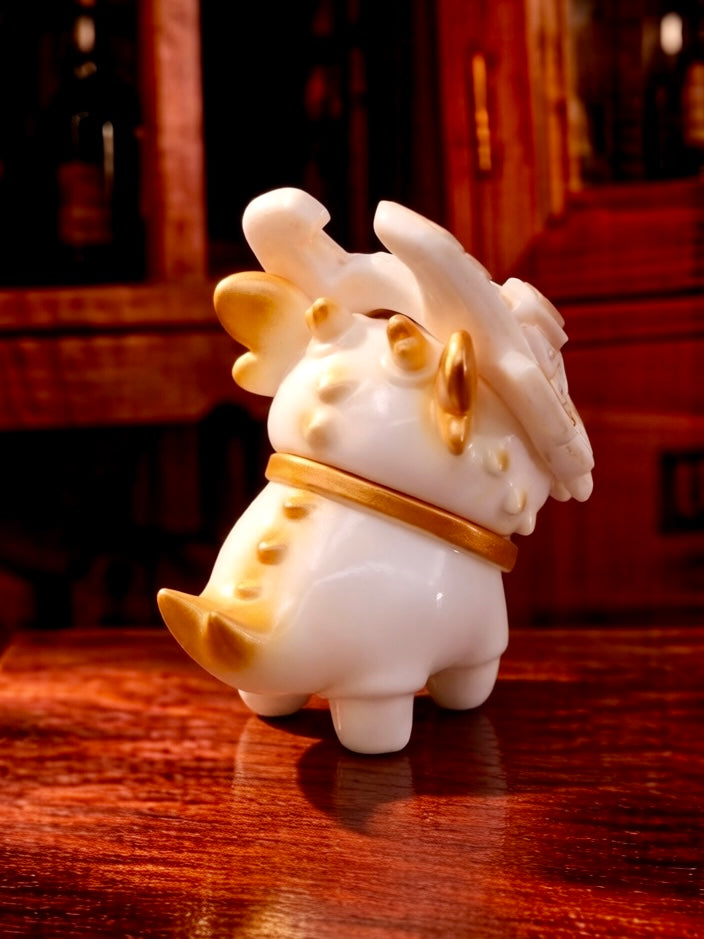 Platinum Taotie by HOTRU