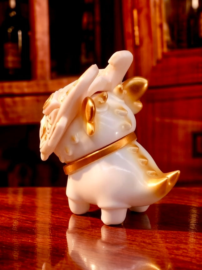 Platinum Taotie by HOTRU