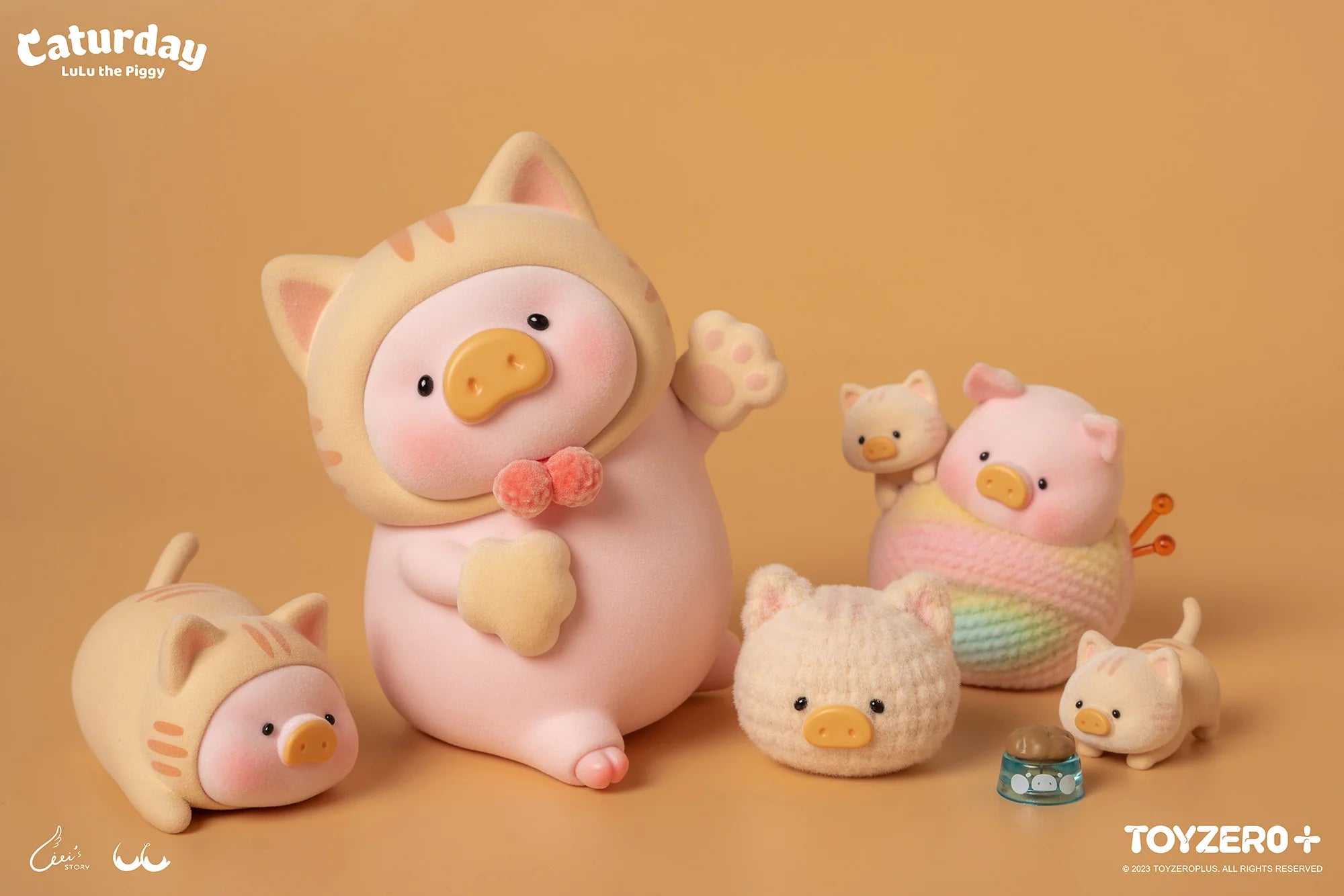 LuLu The Piggy Caturday XL Cat Paws LuLu The Piggy Caturday XL Cat Paws