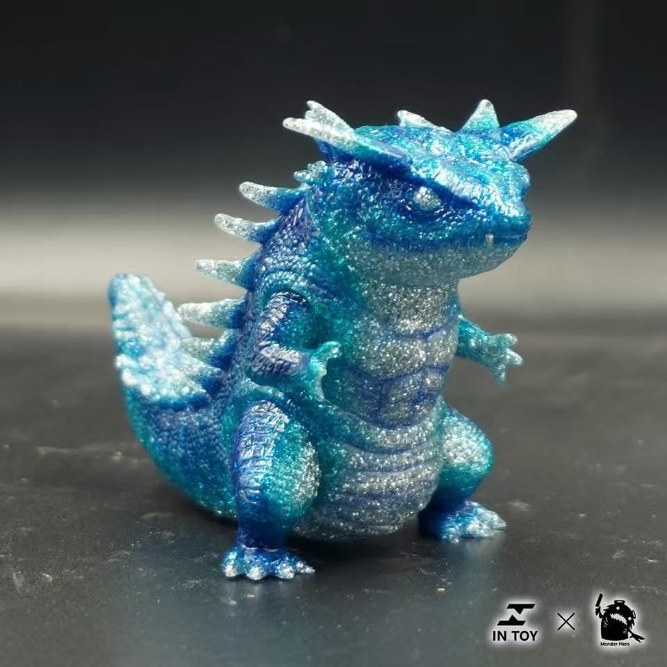 Mini Ultra Beast sofubi - shine .Ver, a 7cm glittery blue-and-silver dragon-like collectible with movable head, hands, and feet, from IN TOY × Monster Hero collaboration.