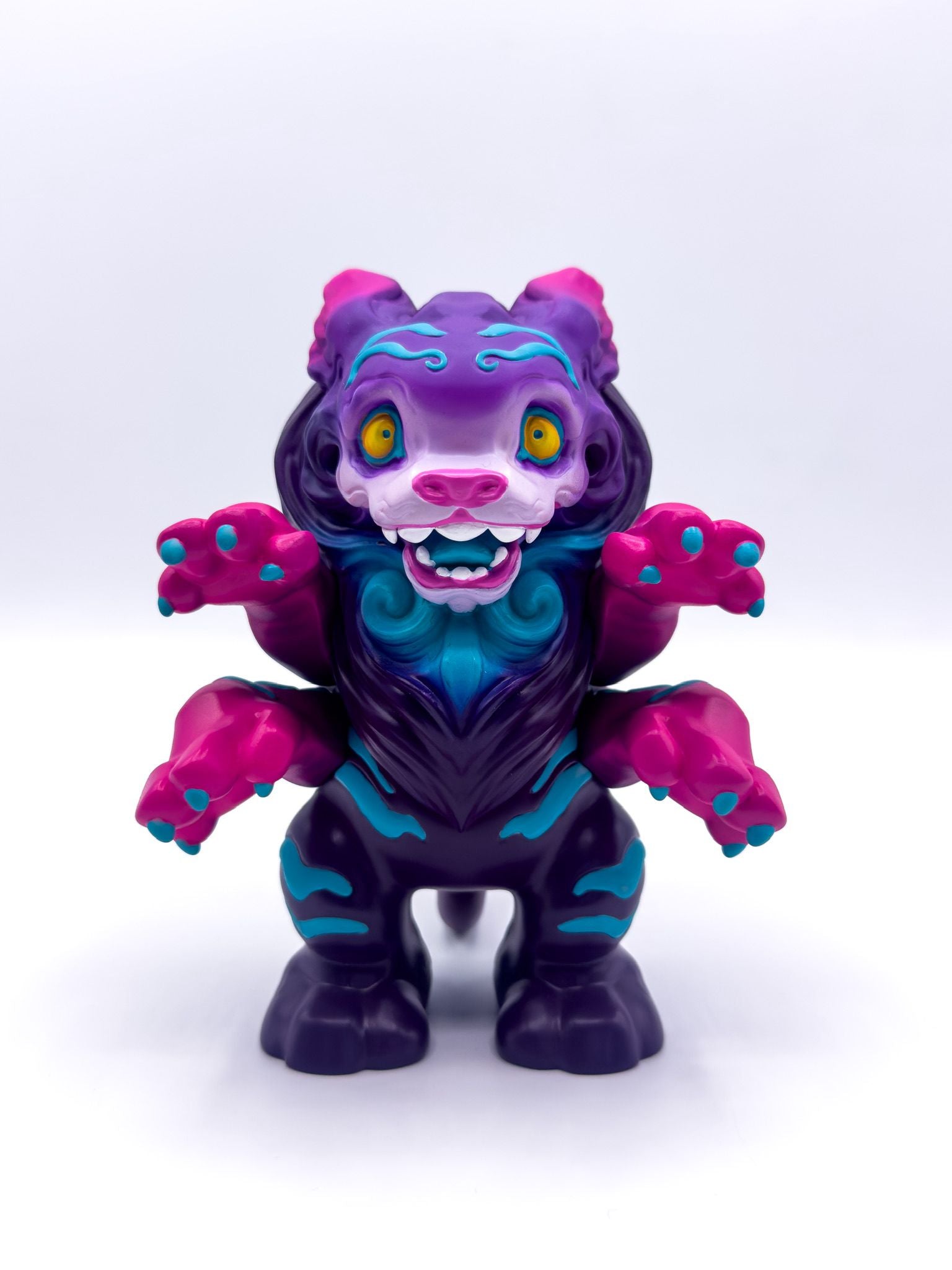 Hikaru - The Radiant by Tomodachi Island, a 5 vinyl figure with six arms and UV reactive details, exudes a playful yet menacing charm.